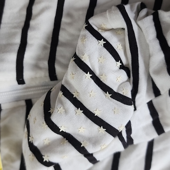 Angel Dear 18-24m b&w stripes footie NWT - Picture 5 of 5